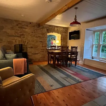 Wood House تيبيراري