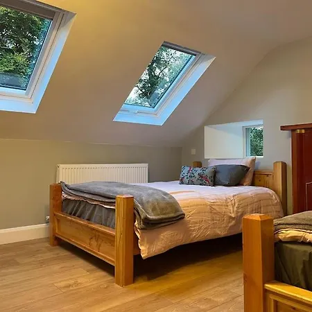 Wood House بيت للعطل *