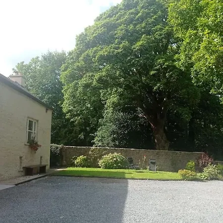 Wood House بيت للعطل